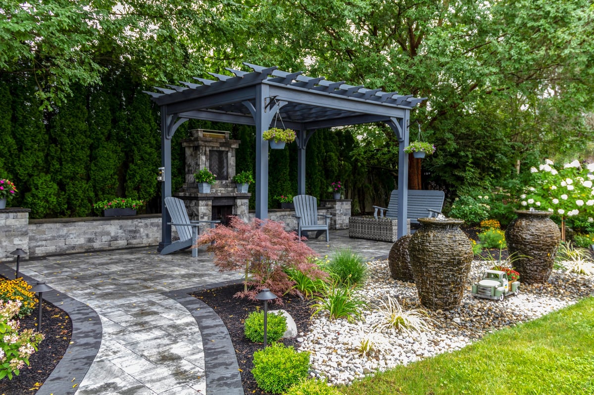 Beautiful pergola shade structure